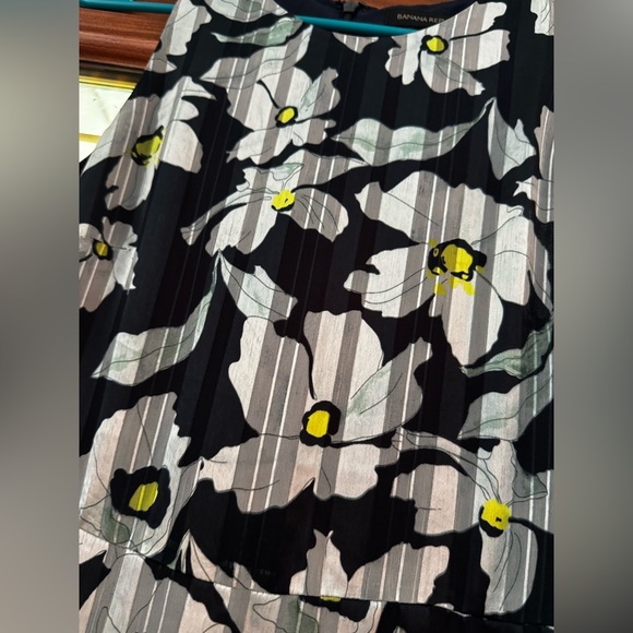 Banana Republic Navy Floral Maxi Dress 4Petite - Picture 2 of 10